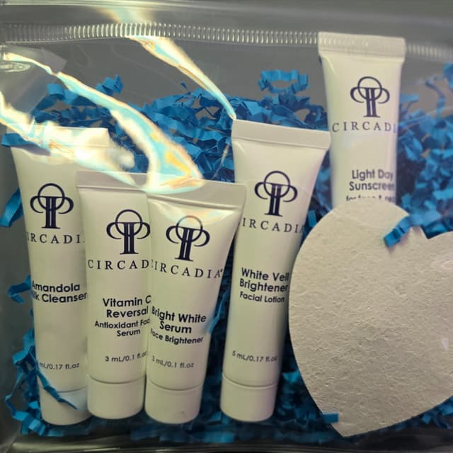 Facial Kit - Brightening at Sea of Tranquility Massage Therapy in Shepherdsville, KY